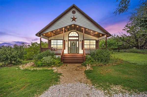 250 Kothmann RD, Dripping Springs, TX 78620