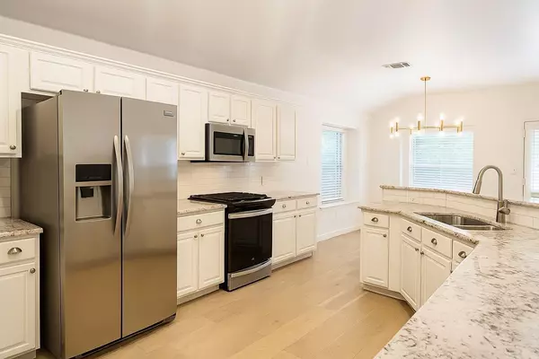 Austin, TX 78749,4821 Chesney Ridge DR