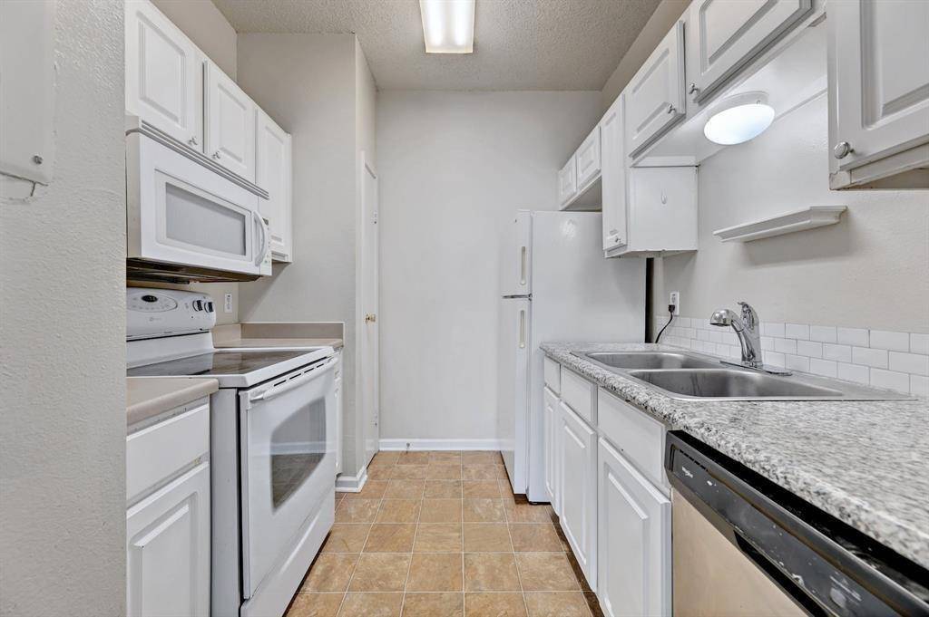 12166 Metric BLVD #212, Austin, TX 78758