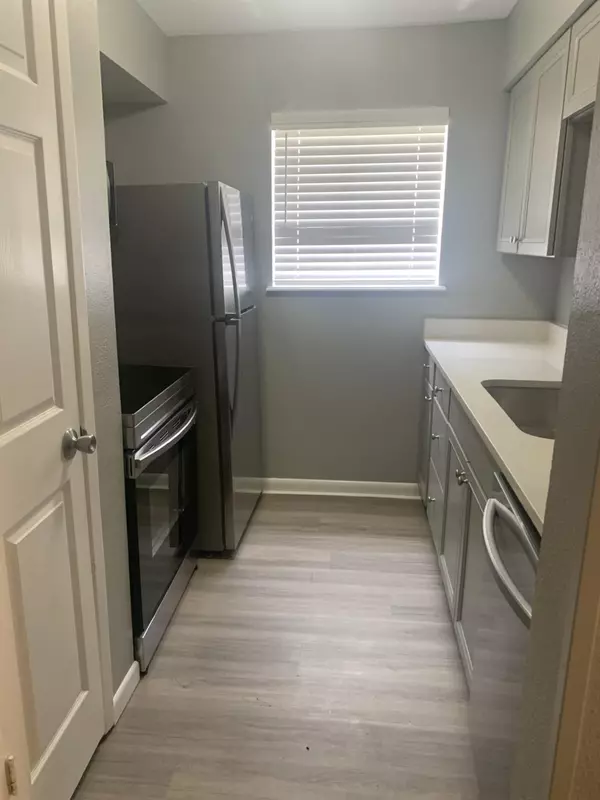 Austin, TX 78745,6903 Deatonhill DR #46