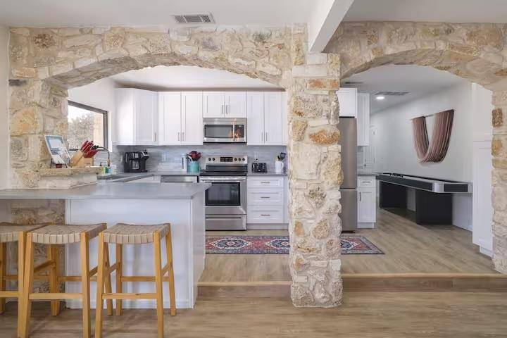 Lago Vista, TX 78645,17708 Cherry LN