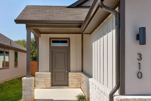 Elgin, TX 78621,310 Bendecido LOOP