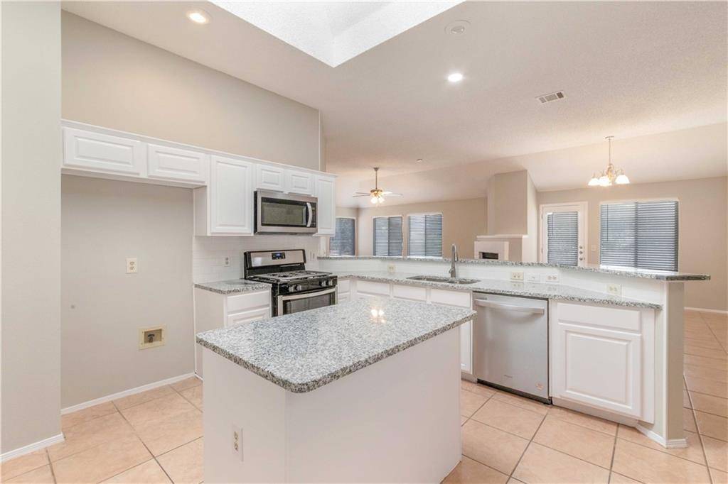 Austin, TX 78749,8309 Edgemoor PL