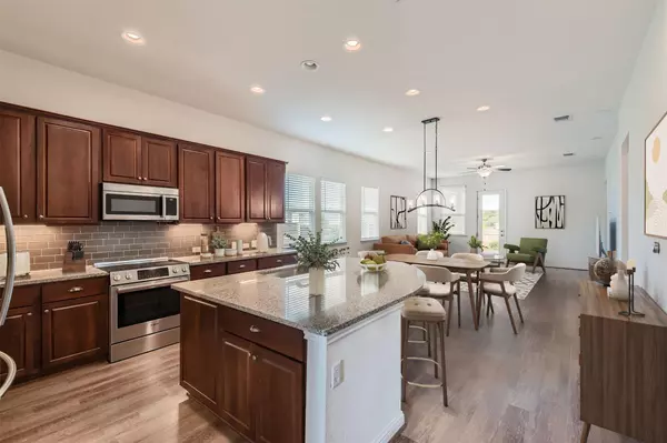 9945 Comely BND, Manor, TX 78653