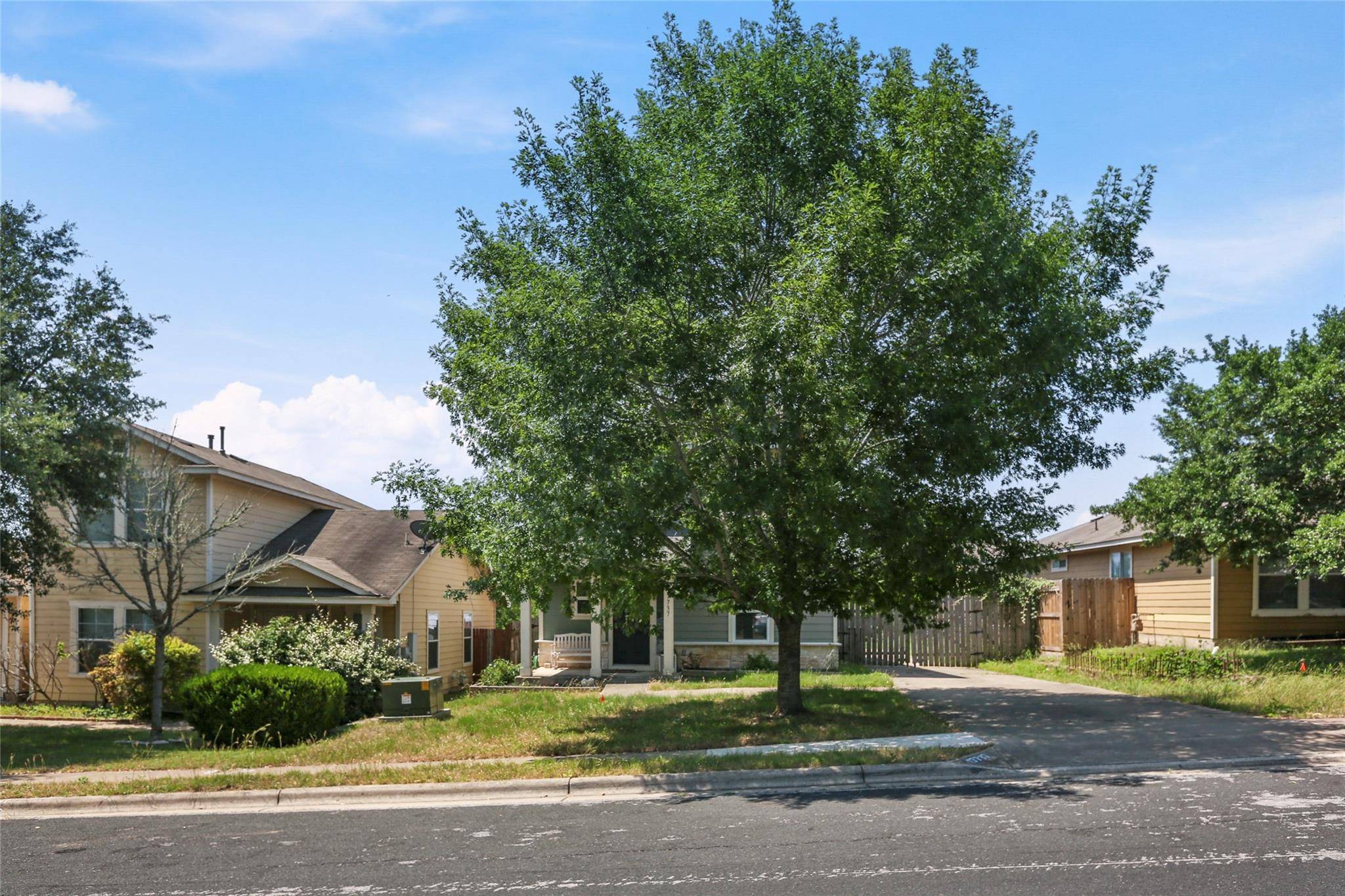 Manor, TX 78653,17737 Golden Valley DR