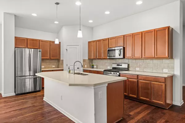 Buda, TX 78610,489 Bridgestone WAY