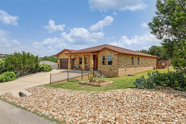 2801 Douglas CV, Lago Vista, TX 78645