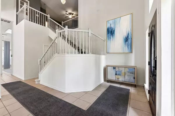 Austin, TX 78732,3808 Latimer DR