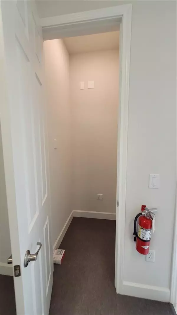 Round Rock, TX 78664,1000 Gattis School RD #420