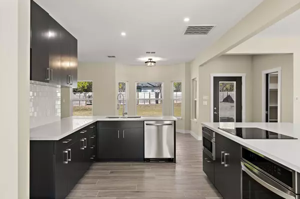 Kyle, TX 78640,100 Toltec CV