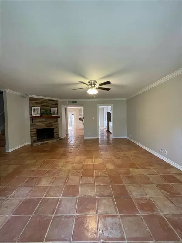 Austin, TX 78731,6471 Hart LN
