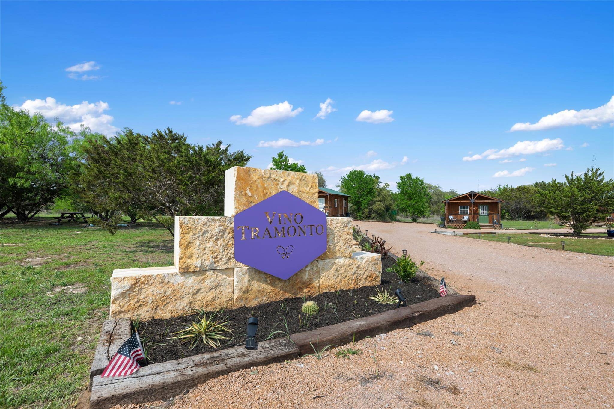 Spicewood, TX 78669,212 County Road 413