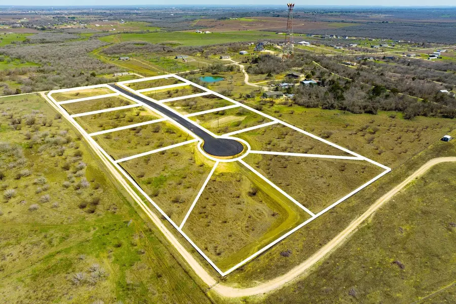 280 Sage Hills DR, Lockhart, TX 78644