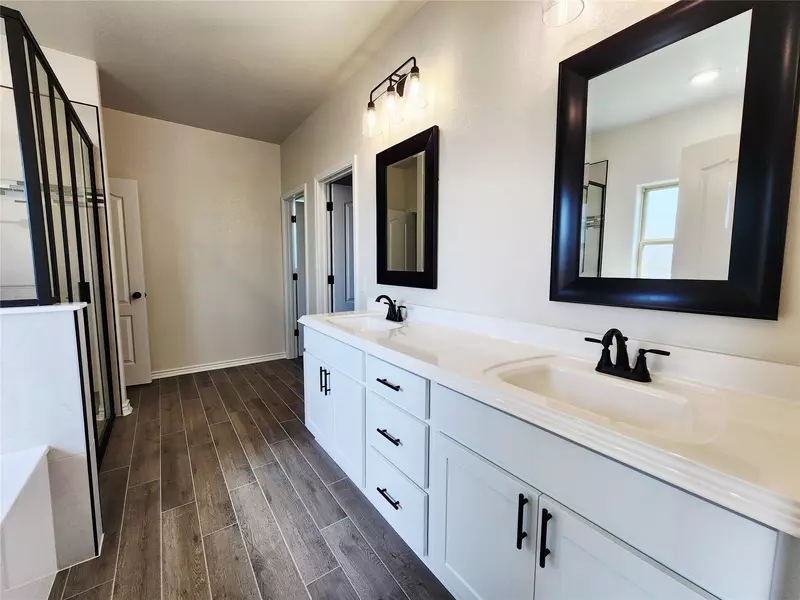 630 Eagle Crest DR, Salado, TX 76571