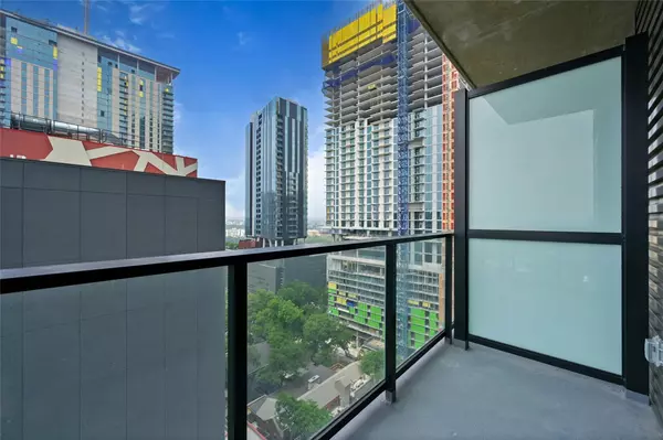 84 East Ave #1707, Austin, TX 78701