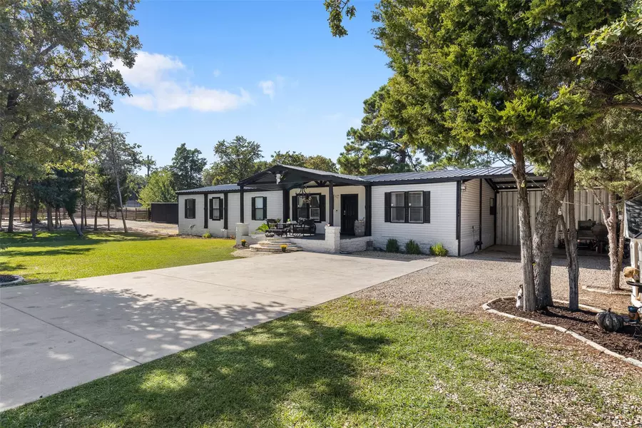 217 La Selva DR, Elgin, TX 78621