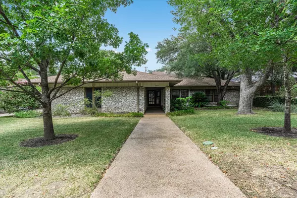3500 Taylors DR, Austin, TX 78703