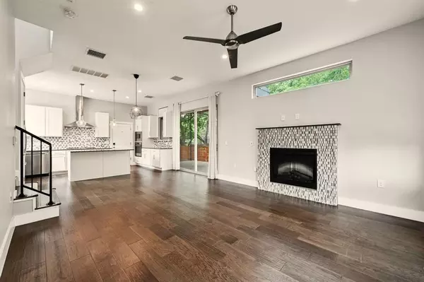 Austin, TX 78702,2305 E 16th ST #A