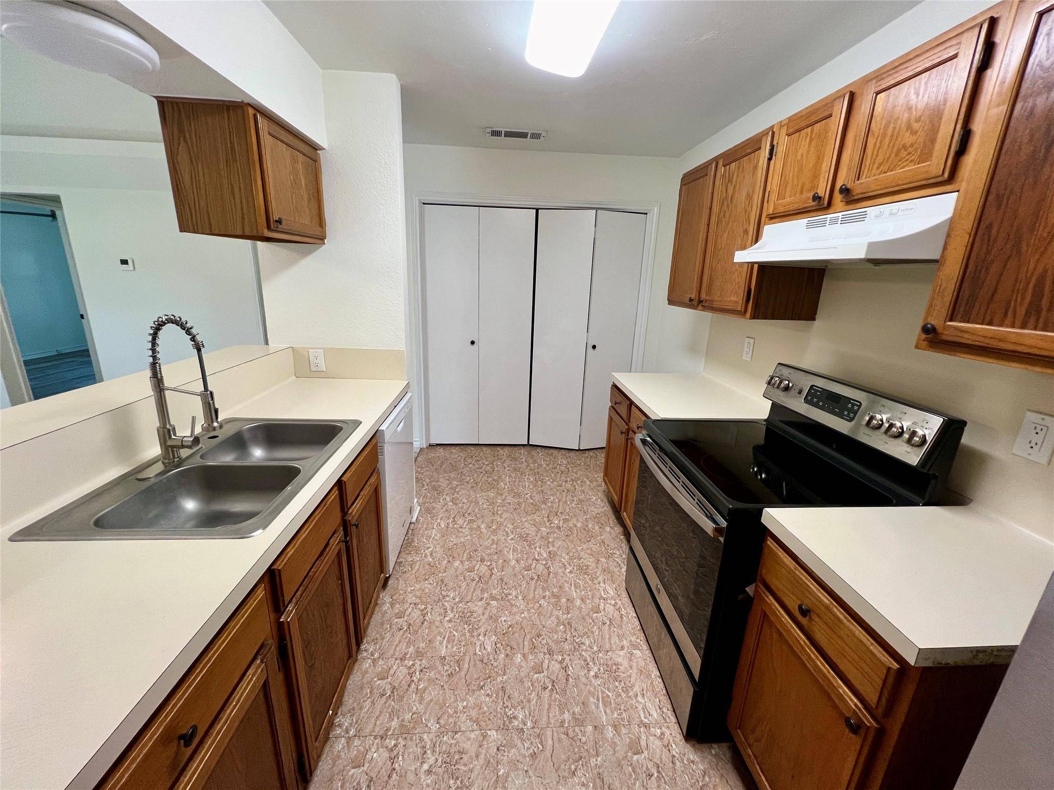 Leander, TX 78641,23393 Nameless RD #148