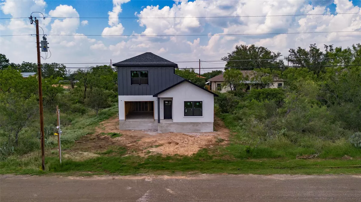 Granite Shoals, TX 78654,212 Southwood DR