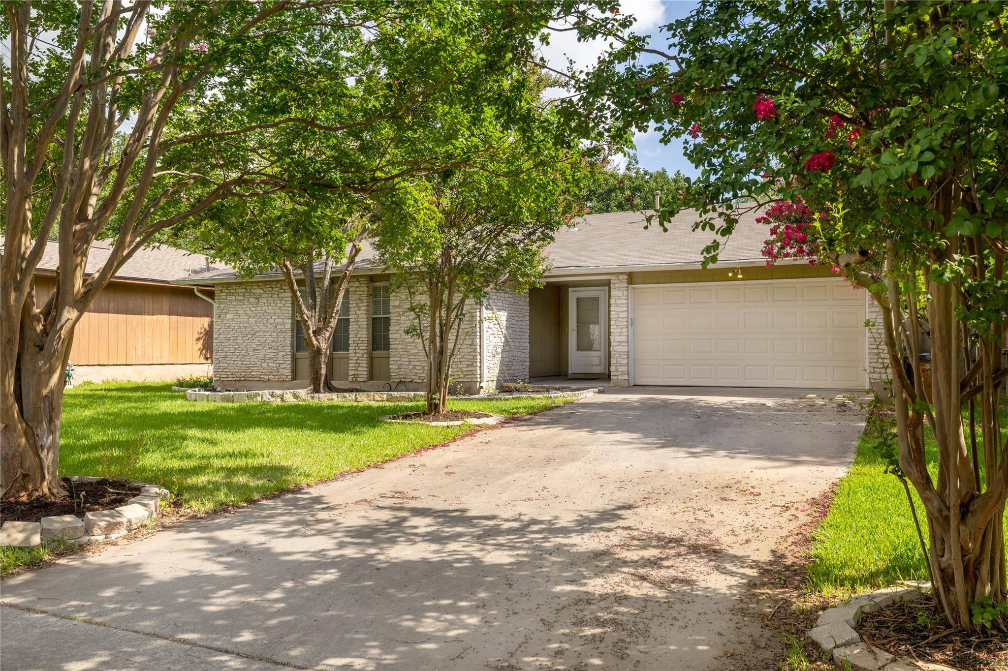 Austin, TX 78727,4104 Harcourt DR