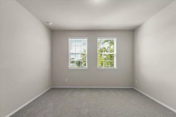 Kyle, TX 78640,100 Fabion ST