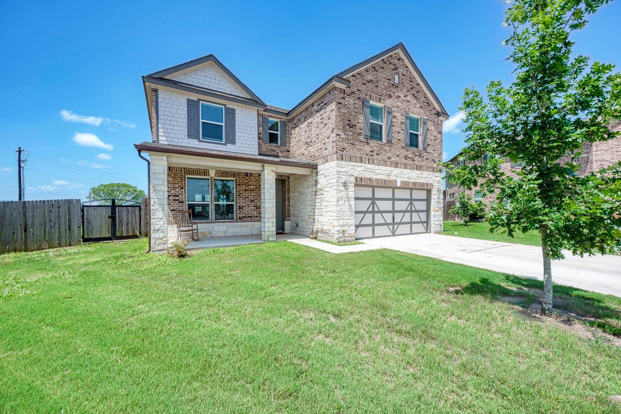 Lockhart, TX 78644,1720 Foxglove CIR