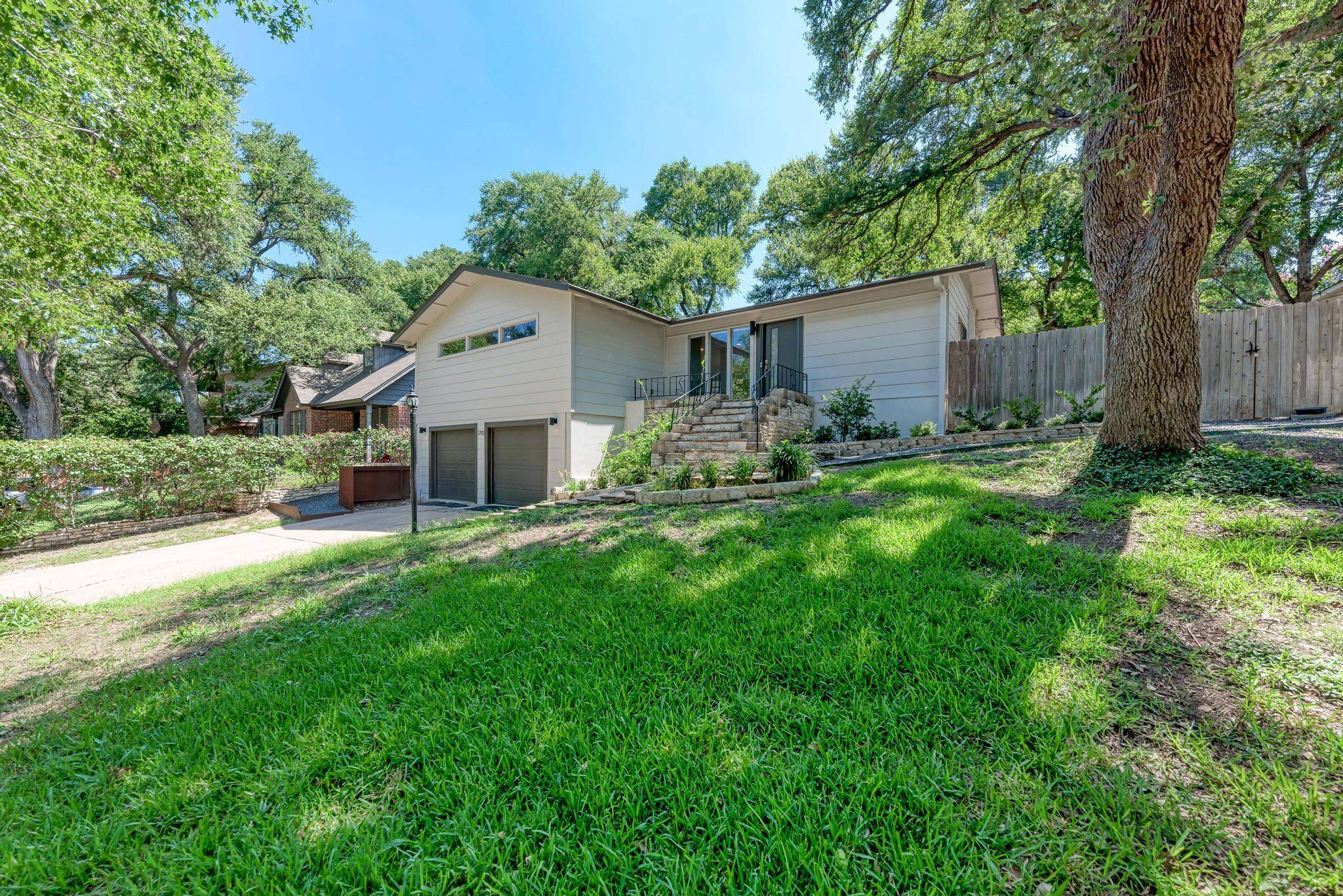 1700 Antler DR, Austin, TX 78741