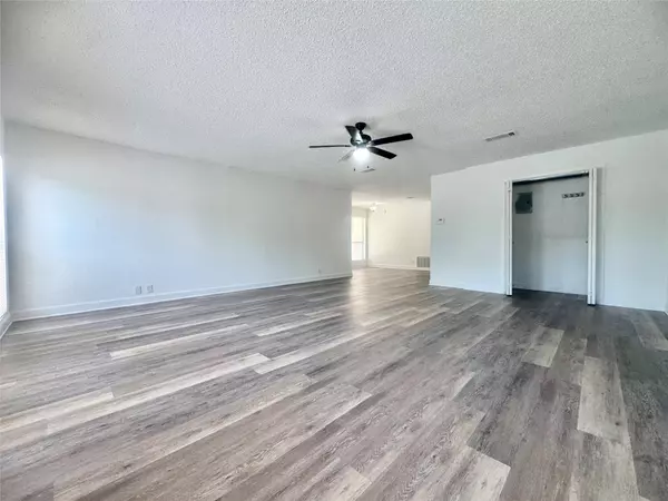 Austin, TX 78744,6900 Trendal LN