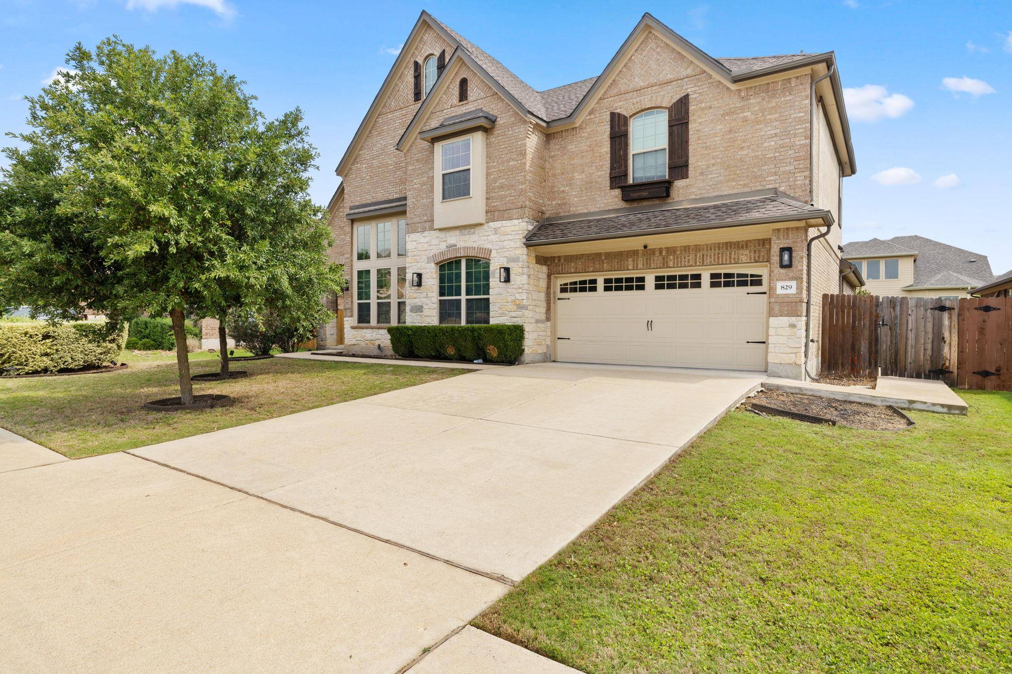 829 Expedition WAY, Round Rock, TX 78665