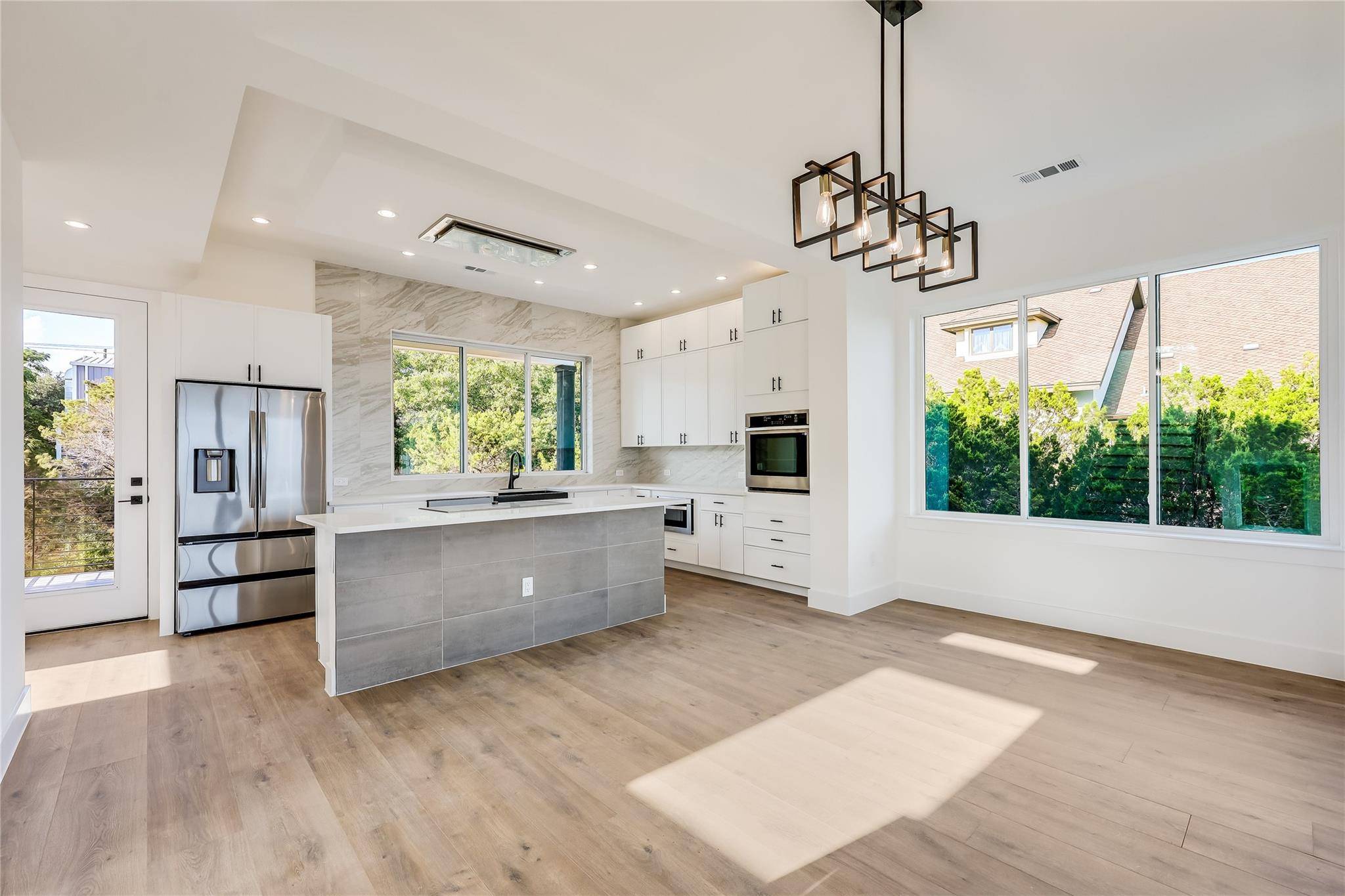 Austin, TX 78734,15000 Texas ST