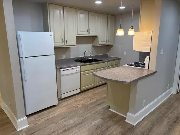 Austin, TX 78745,505 Clarke ST