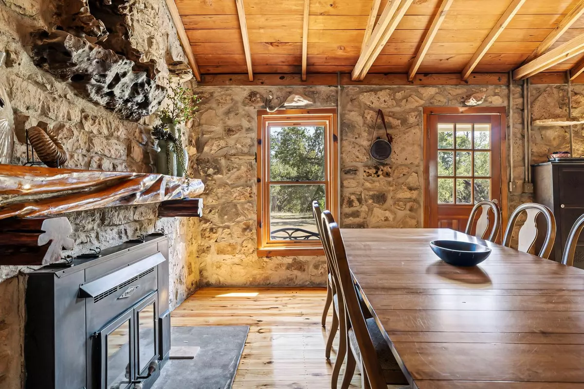 Wimberley, TX 78676,1111 Deer Lake RD