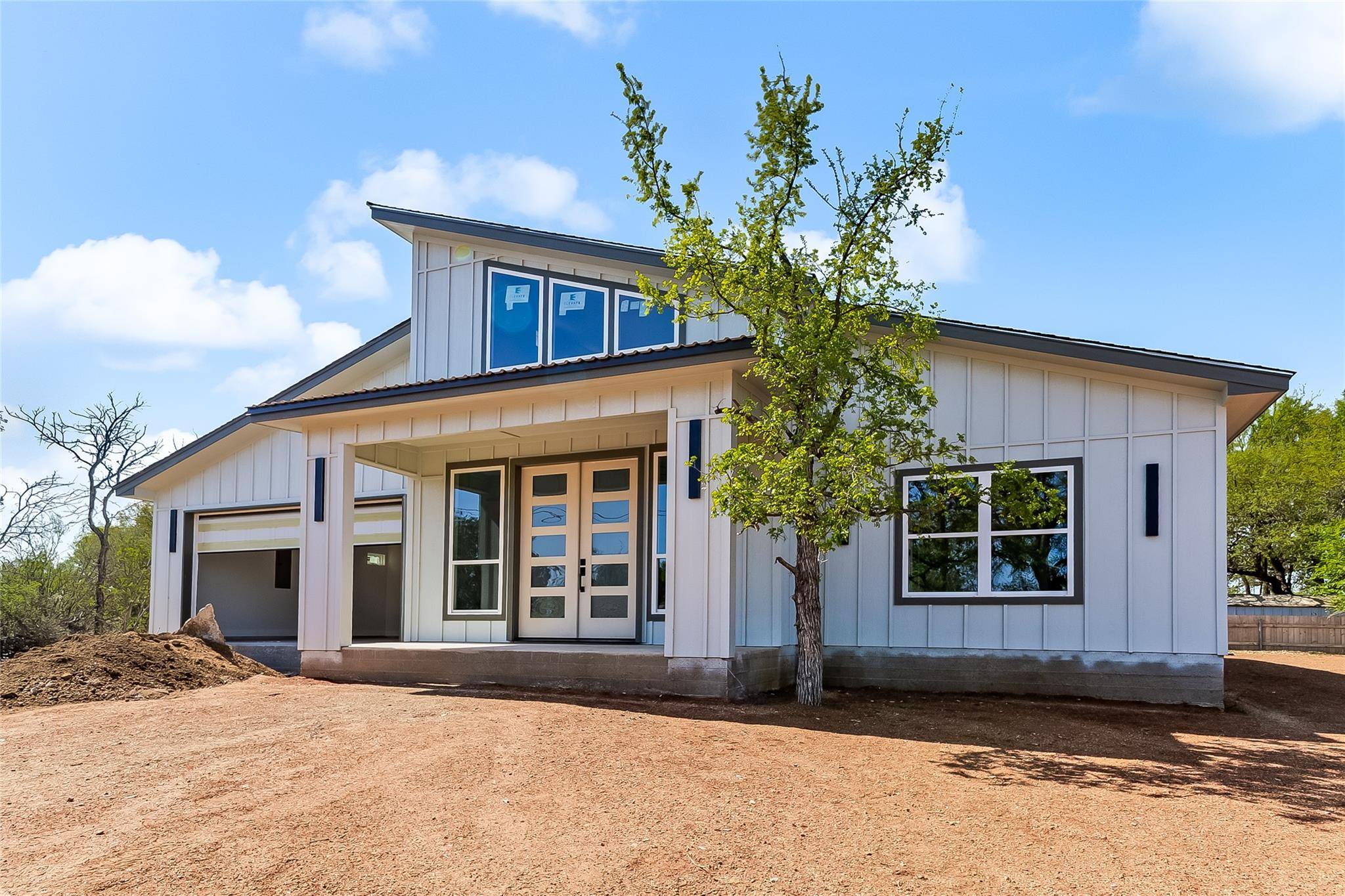 Marble Falls, TX 78654,155 W Hickory DR