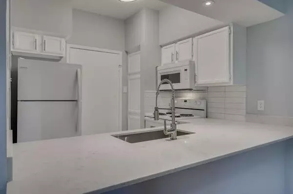 Austin, TX 78705,2901 San Jacinto BLVD #306