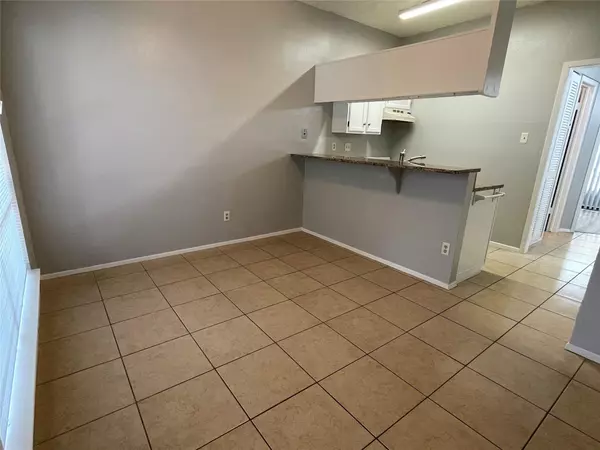 Austin, TX 78705,1905 SAN GABRIEL ST #105