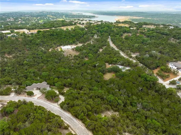 Lago Vista, TX 78645,6127 Cimmaron TRL