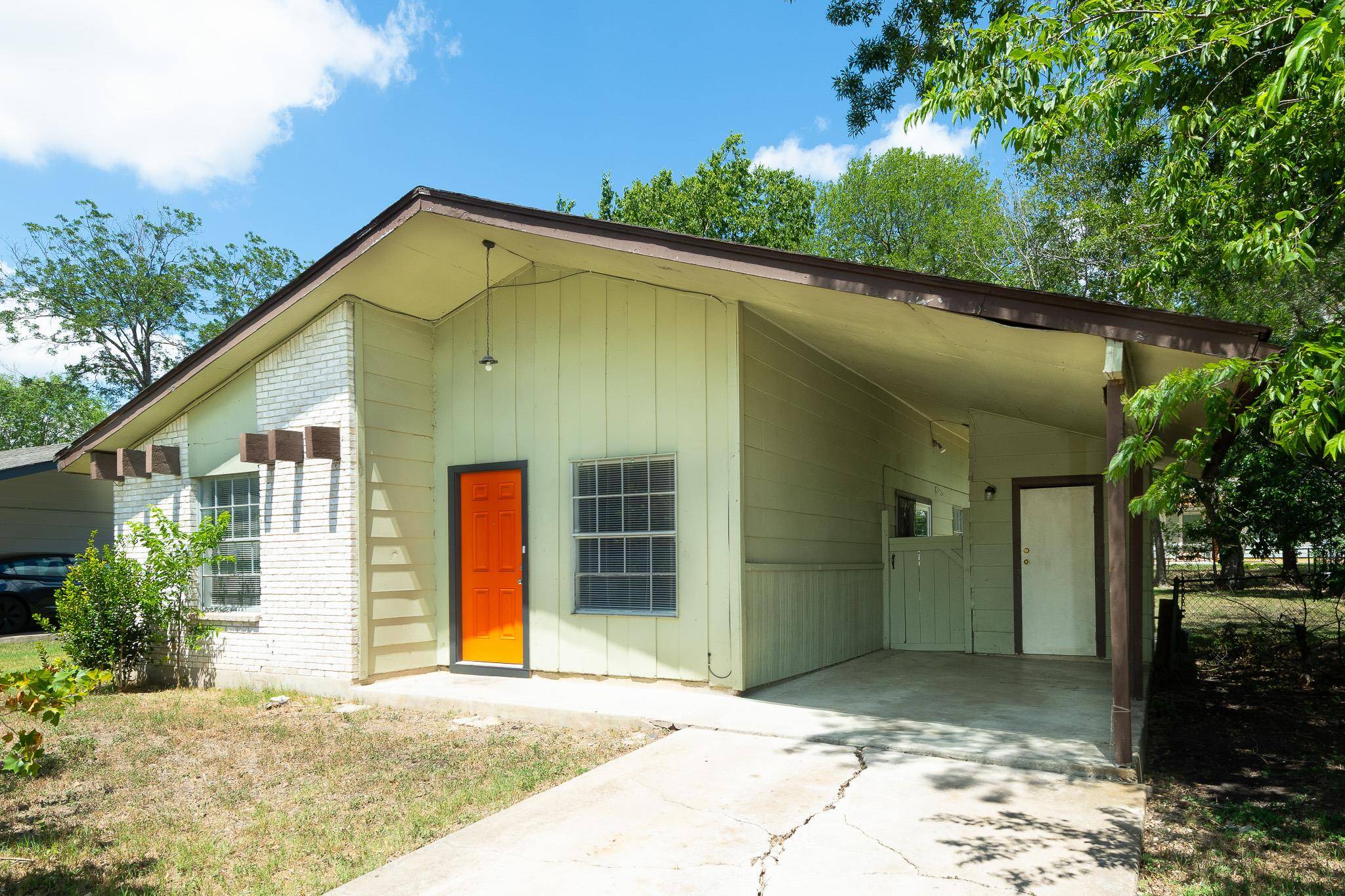 5900 Glen Meadow DR, Austin, TX 78745
