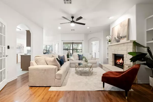 809 Hedgewood DR, Georgetown, TX 78628