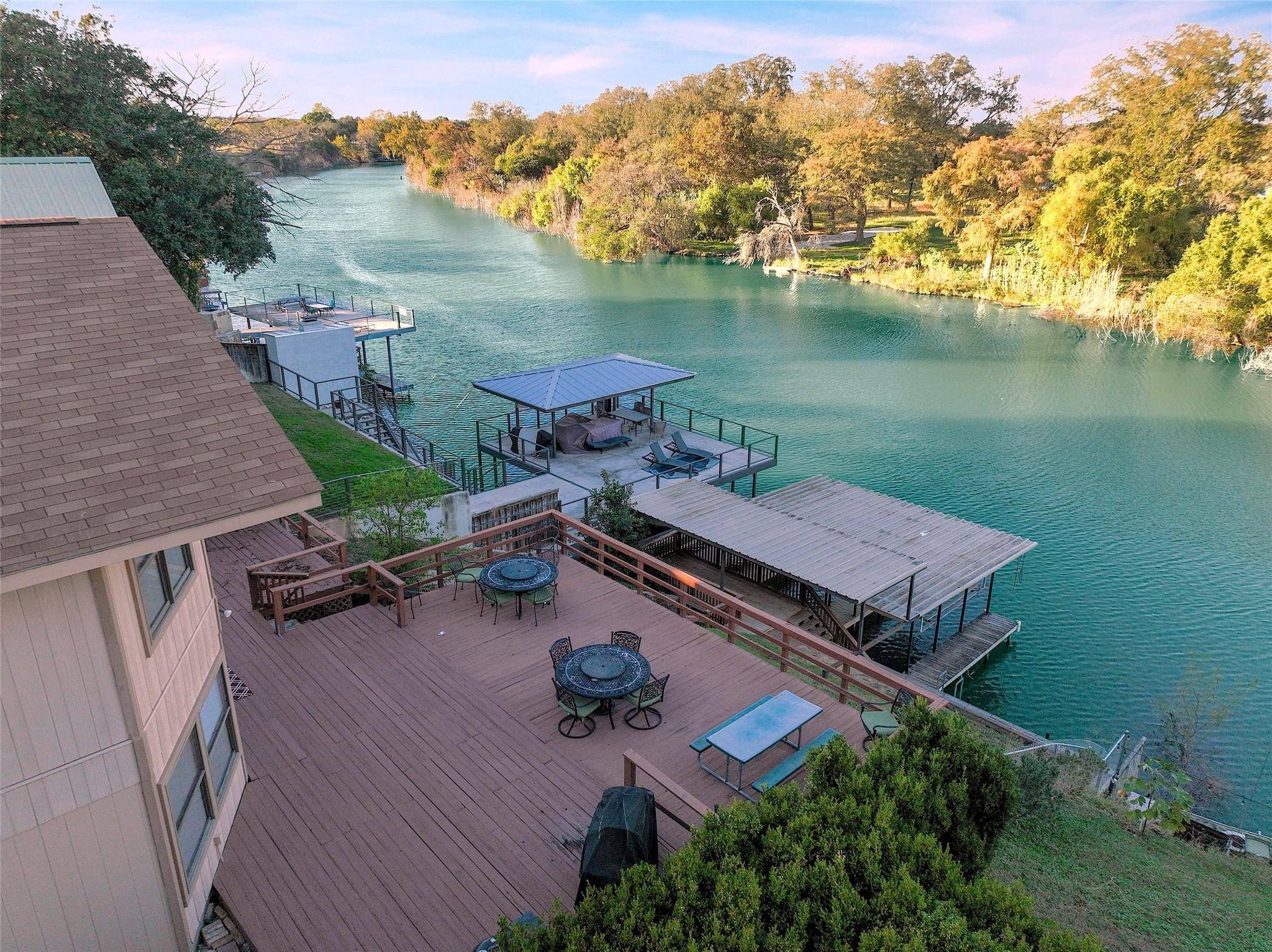 323 E Klein RD, New Braunfels, TX 78130