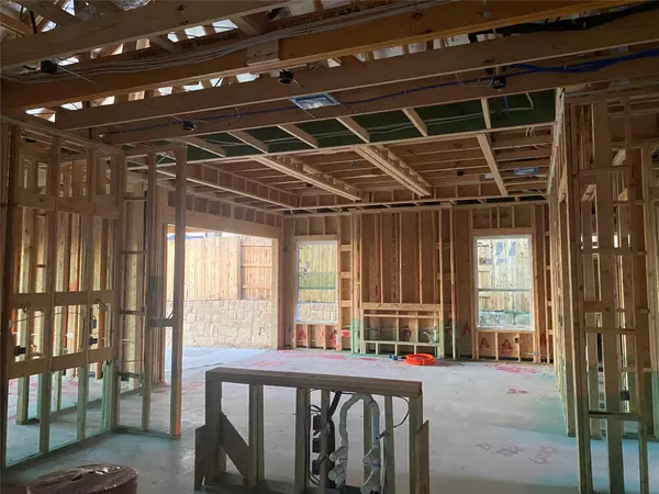 Buda, TX 78610,220 Begonia ST