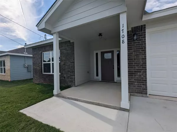Lampasas, TX 76550,1708 E Ave G