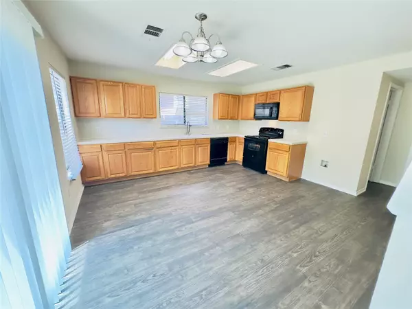 Leander, TX 78641,1900 Grassland DR