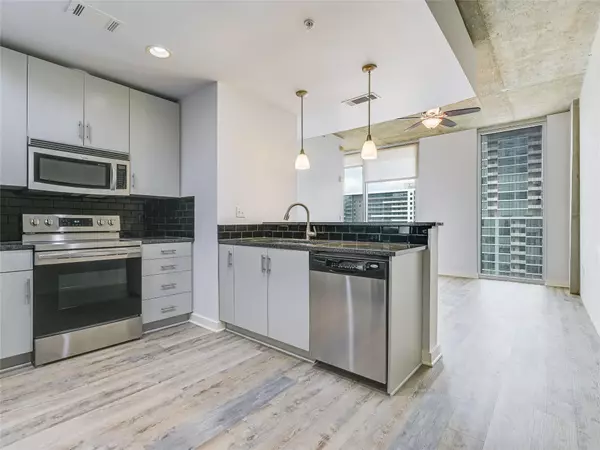 Austin, TX 78701,360 Nueces ST #2308