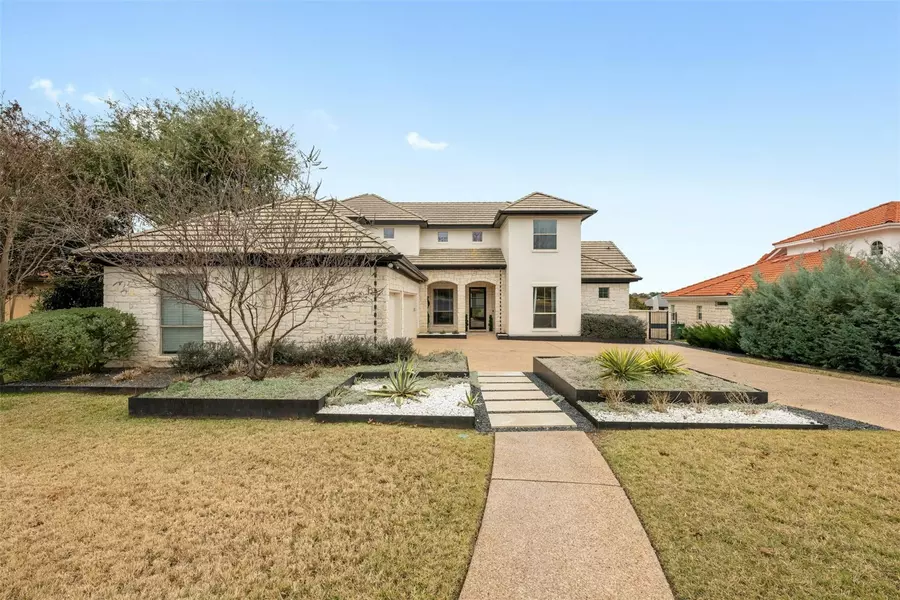 7 Applegreen LN, The Hills, TX 78738