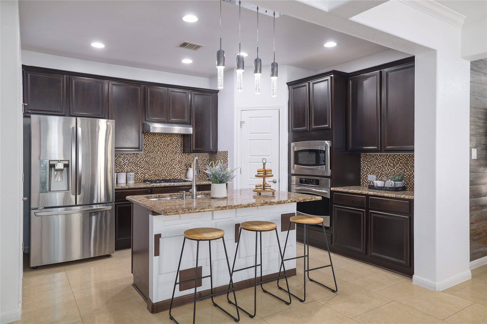 7300 Colina Vista VIS #B, Austin, TX 78750