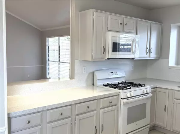 Pflugerville, TX 78660,1412 Quail Run RD