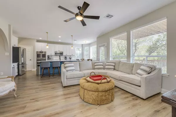 Lago Vista, TX 78645,704 Deckhouse DR