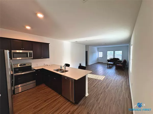 Jarrell, TX 76537,124 Rooster WAY