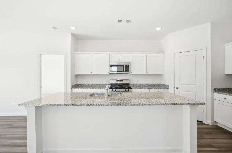 San Marcos, TX 78666,1504 Morris LOOP